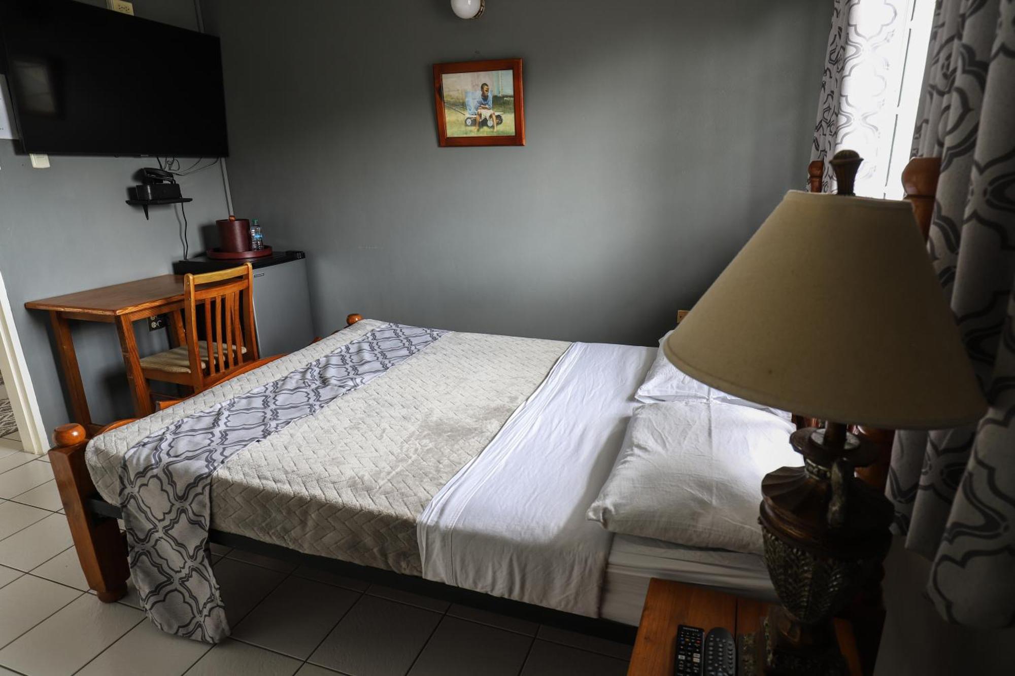 Airport Inn Piarco Dış mekan fotoğraf
