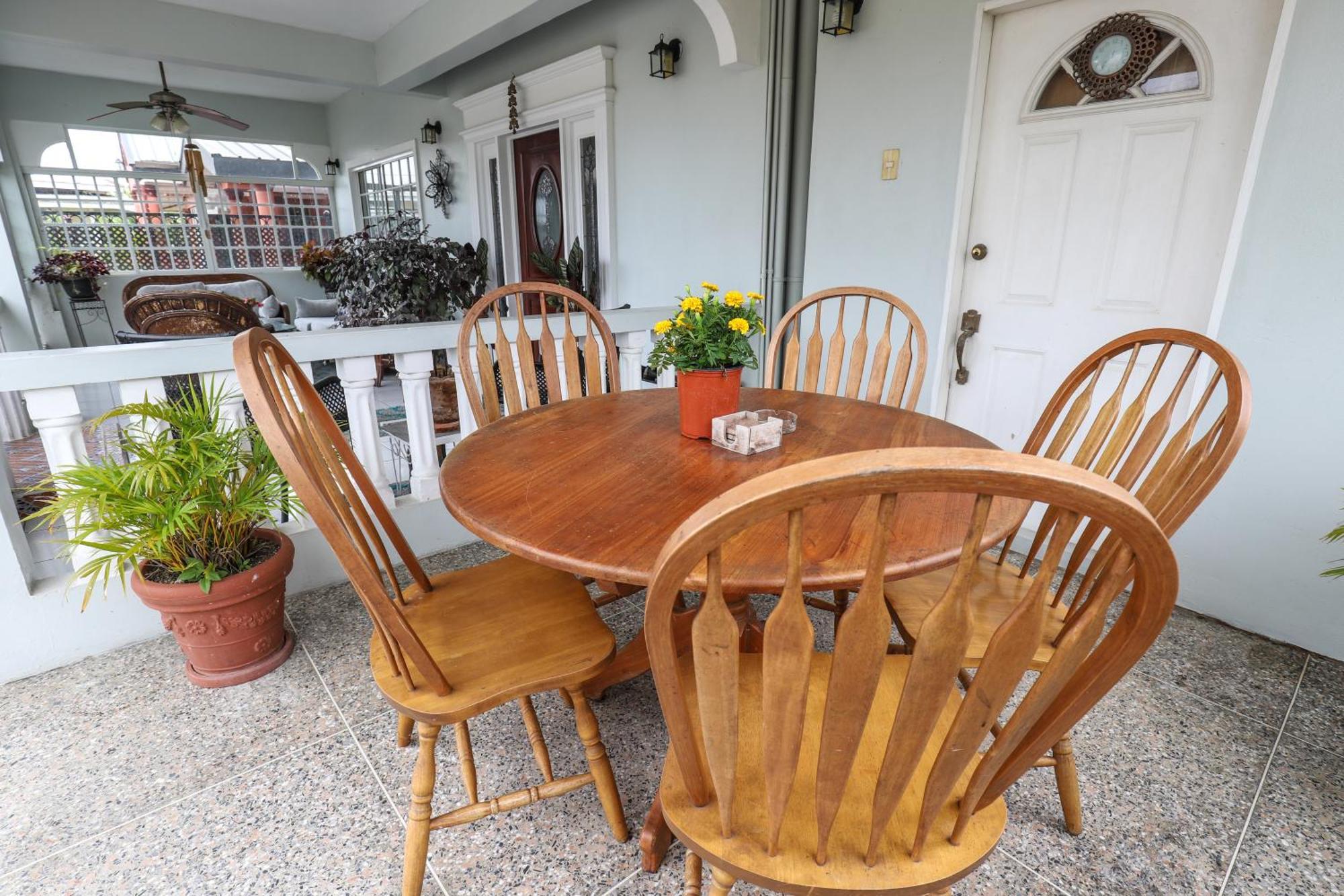 Airport Inn Piarco Dış mekan fotoğraf