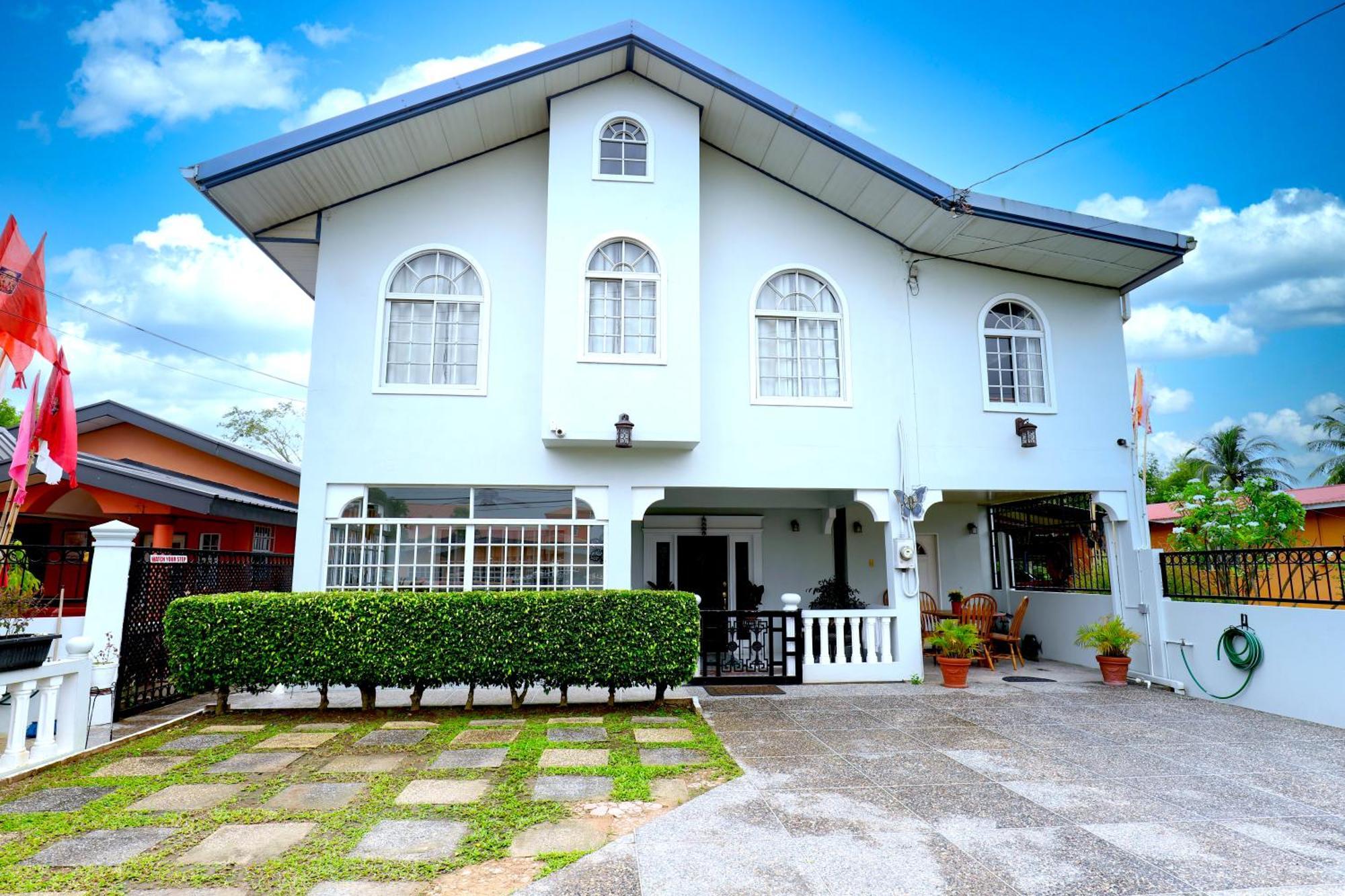 Airport Inn Piarco Dış mekan fotoğraf